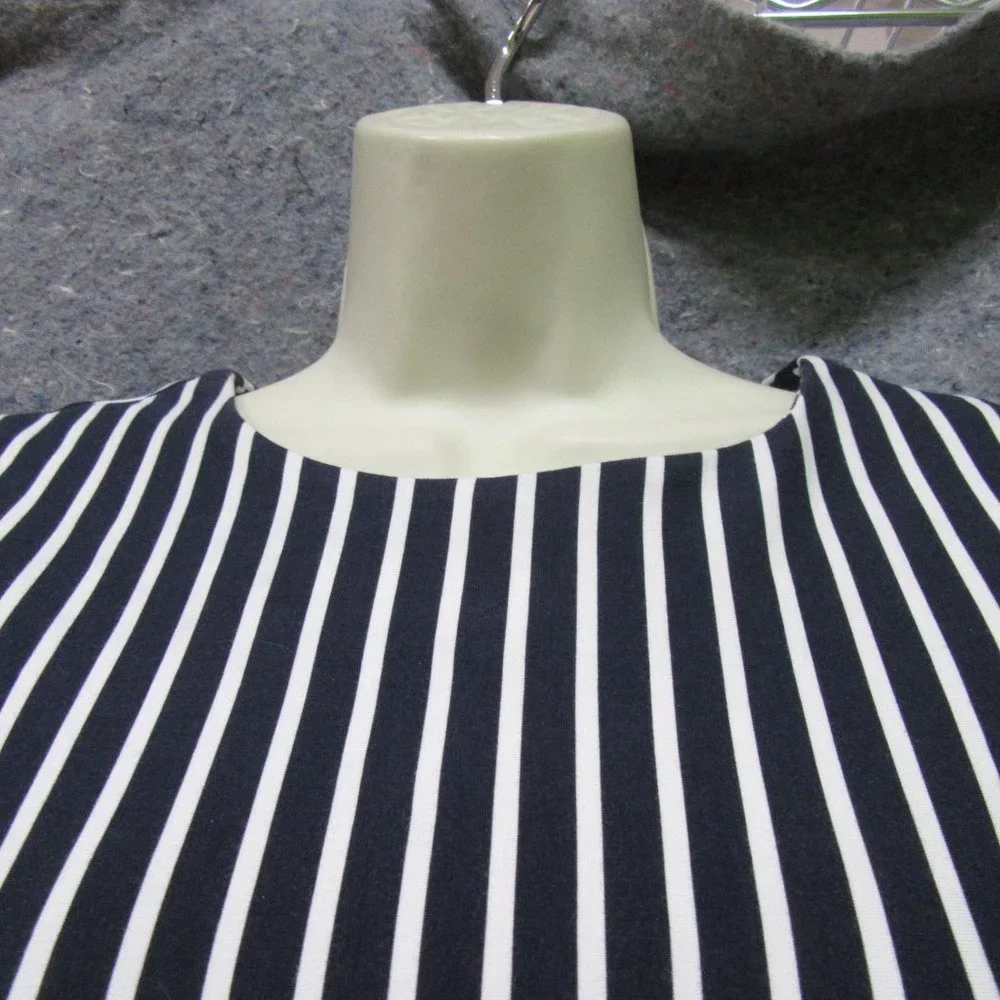 Casual Banana Republic Dress - Picture 4 of 12